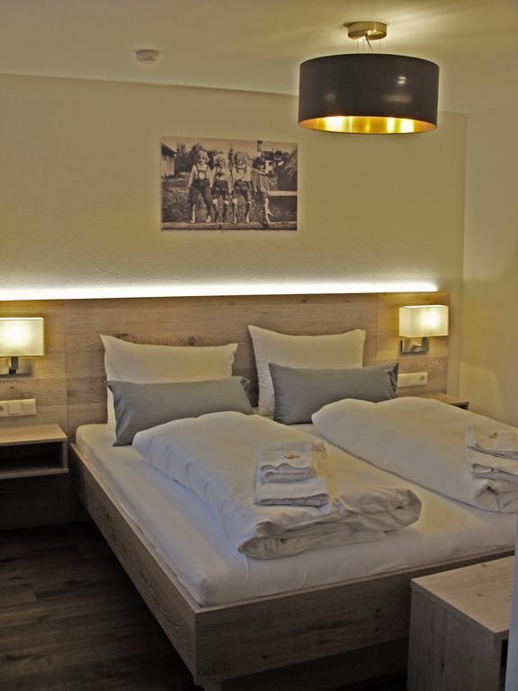 Standard Suite,520368336:JPEG